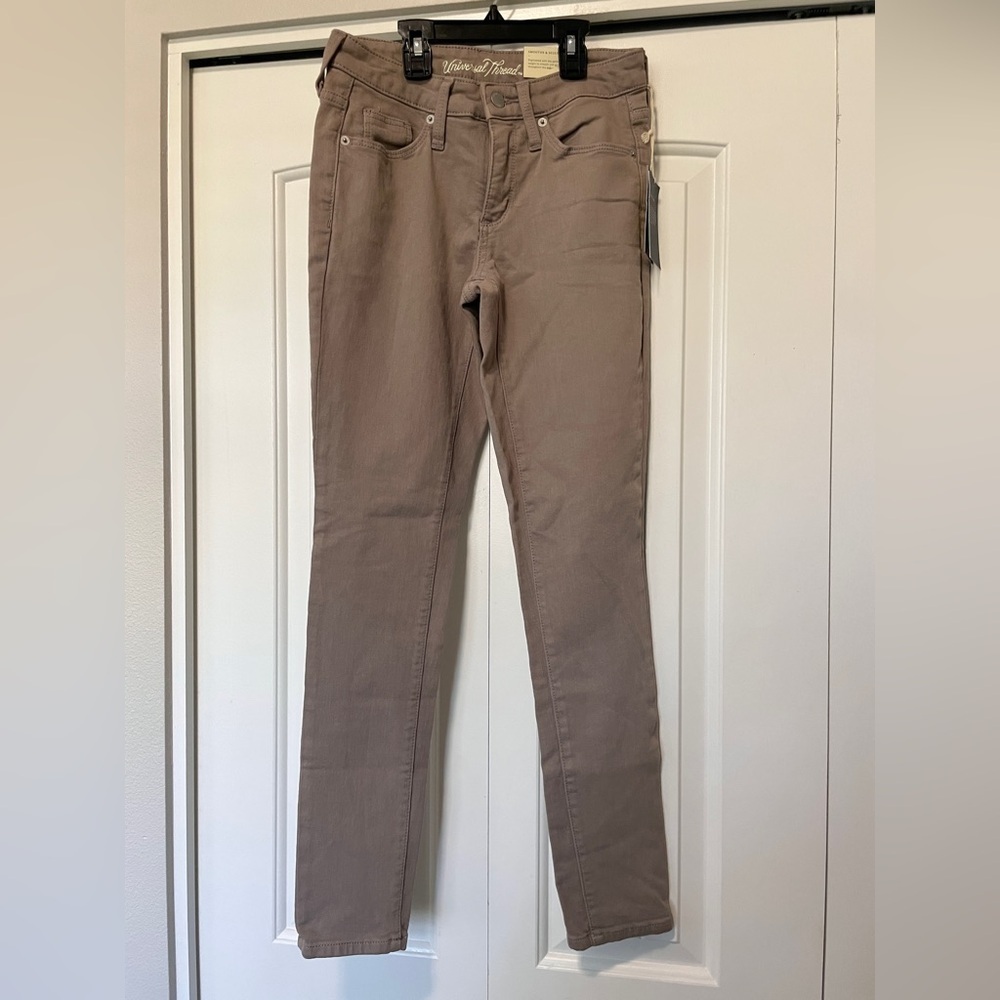 Universal Thread | Women's Mid-Rise Skinny Jeans NWT